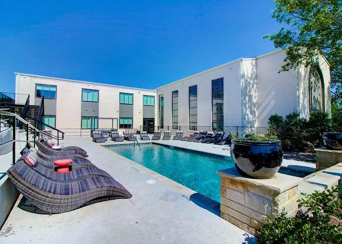 Dallas Dog Friendly Hotels