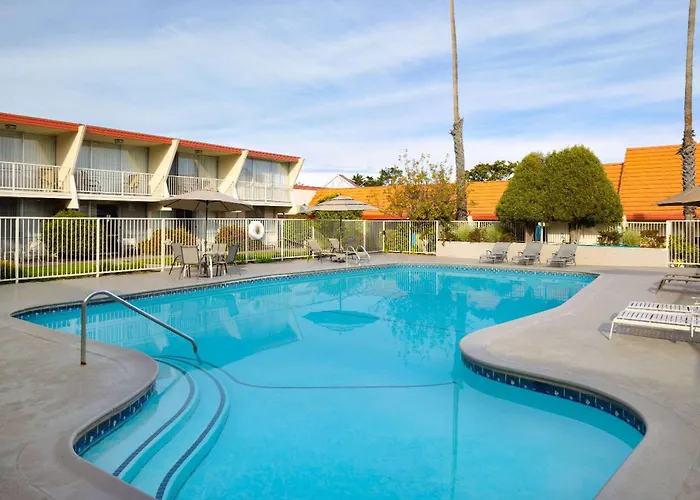Monterey Cheap Hotels