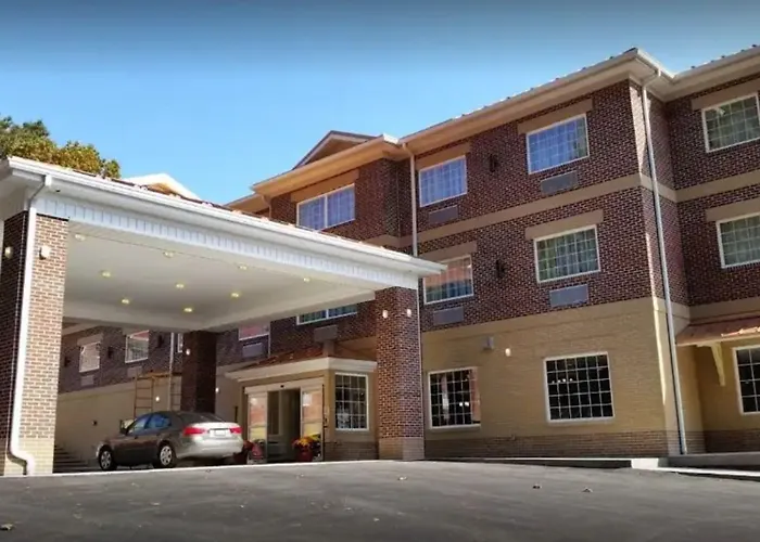 Elkins Cheap Hotels