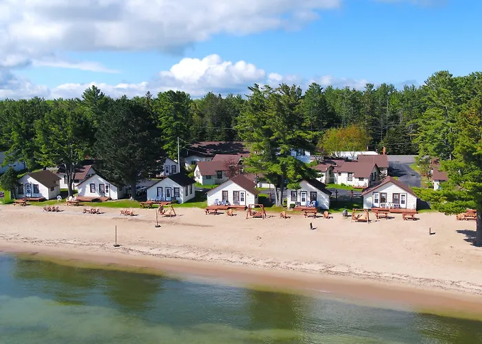 Best Mackinaw City Hotels For Families With Kids