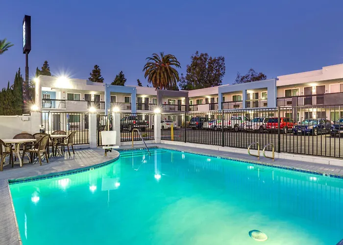 Ontario Motels