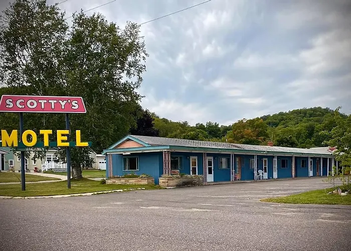 Munising Motels
