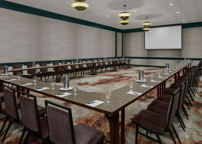 Cleveland Dog Friendly Lodging and Hotels