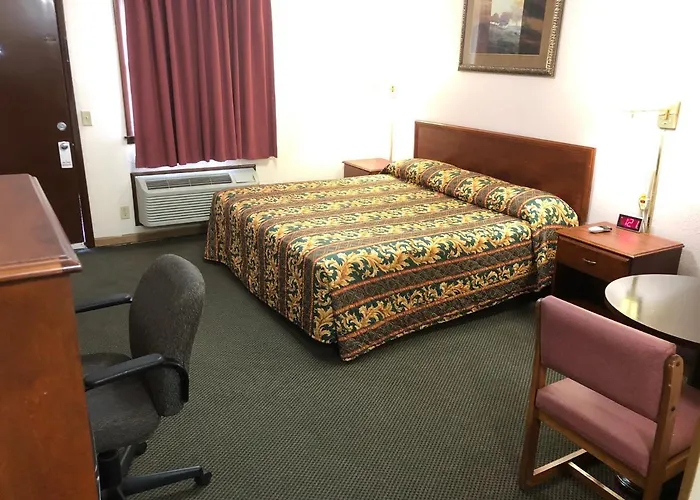 Council Grove Motels
