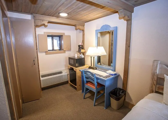 Chama Dog Friendly Hotels