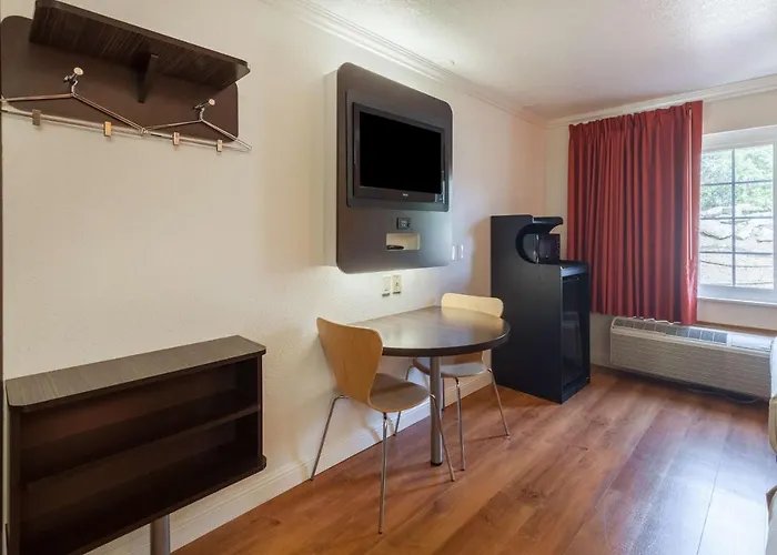 Auburn Dog Friendly Hotels