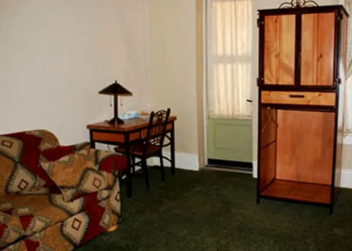 Clayton Dog Friendly Lodging and Hotels