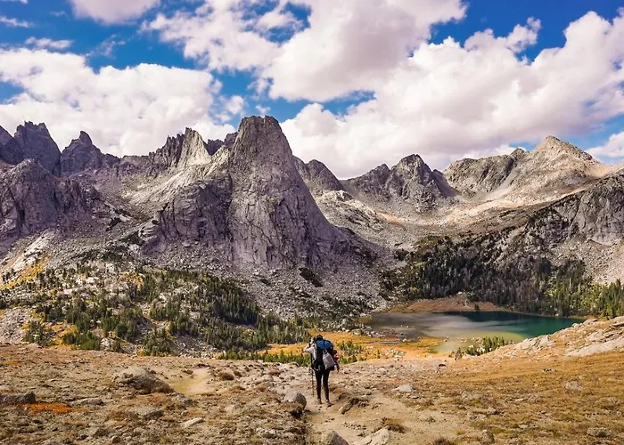 Pinedale Dog Friendly Lodging and Hotels
