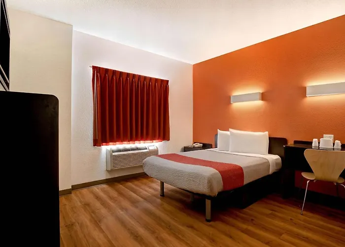 Gilroy Dog Friendly Hotels