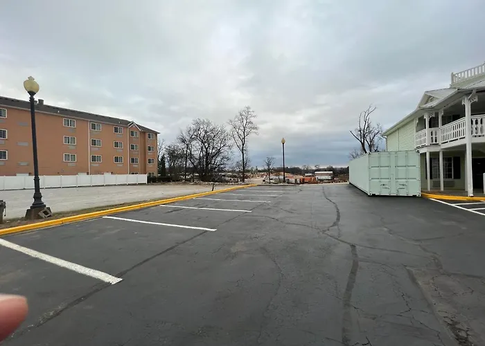 Tuscumbia Motels