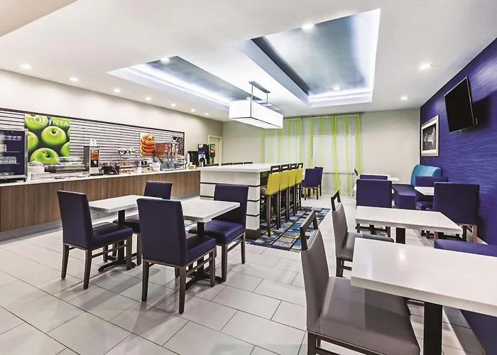 Palestine Dog Friendly Hotels