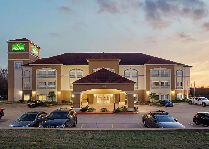 Palestine Dog Friendly Lodging and Hotels