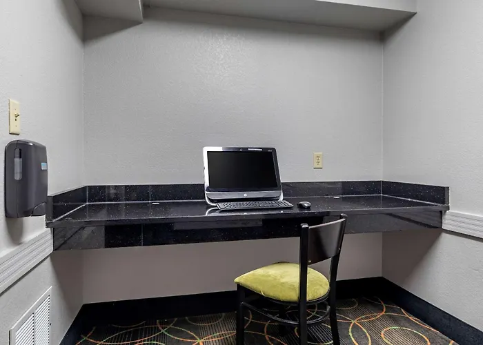 Mansfield Dog Friendly Hotels