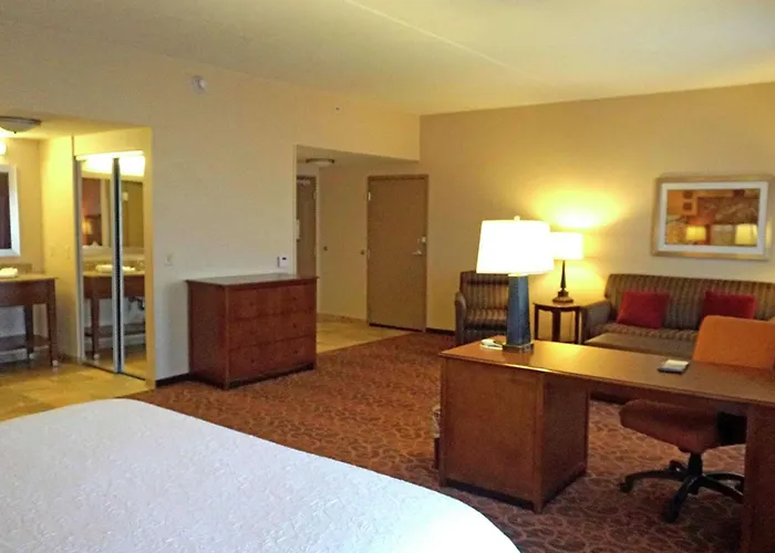 Waynesburg Dog Friendly Lodging and Hotels