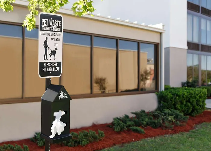 Ozark Dog Friendly Hotels
