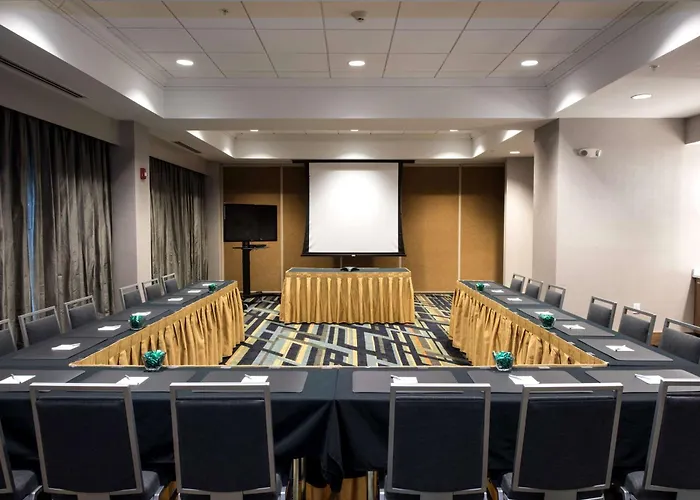 Albany Dog Friendly Hotels