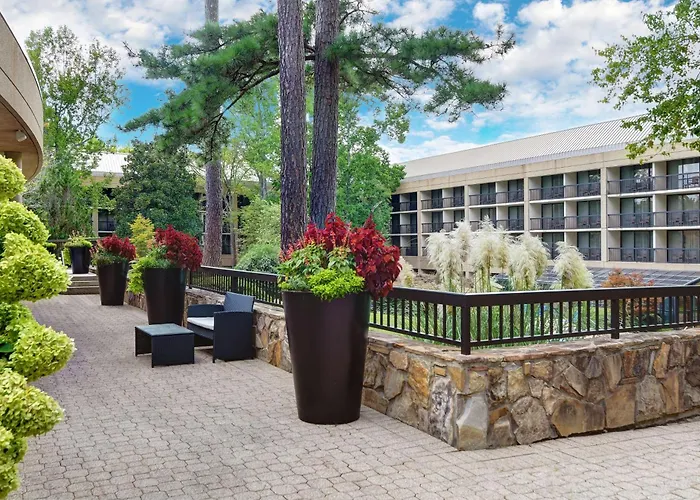 Peachtree City Dog Friendly Lodging and Hotels