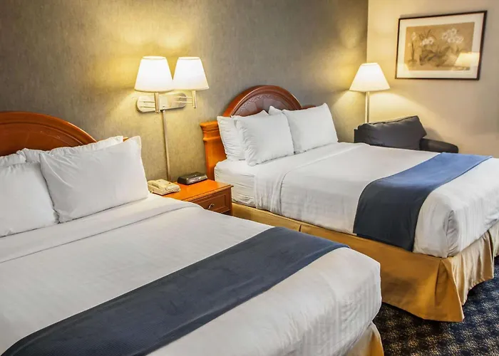 Saint Charles Dog Friendly Lodging and Hotels
