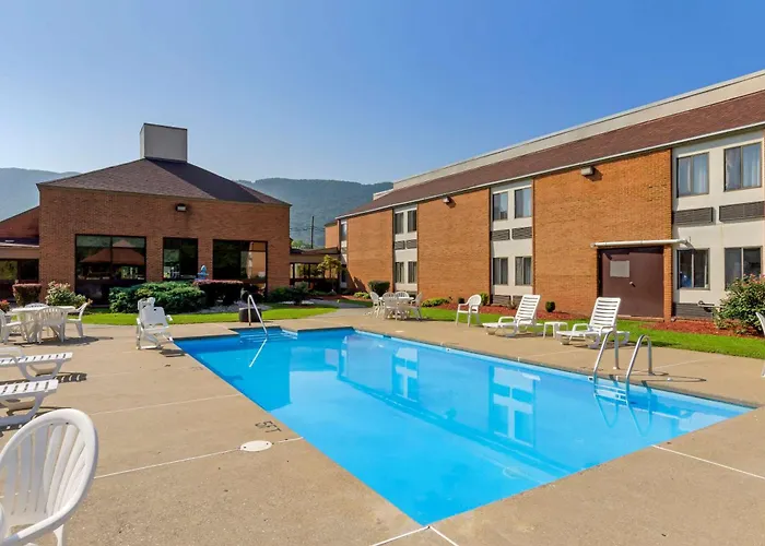 Bluefield Dog Friendly Lodging and Hotels