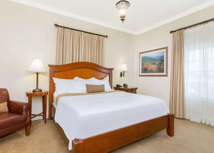 Winchester Hotels With Jacuzzi in Room