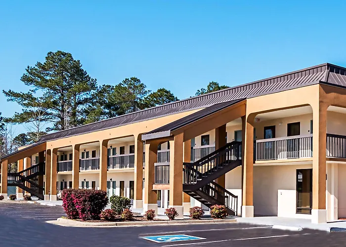 Dillon Dog Friendly Hotels