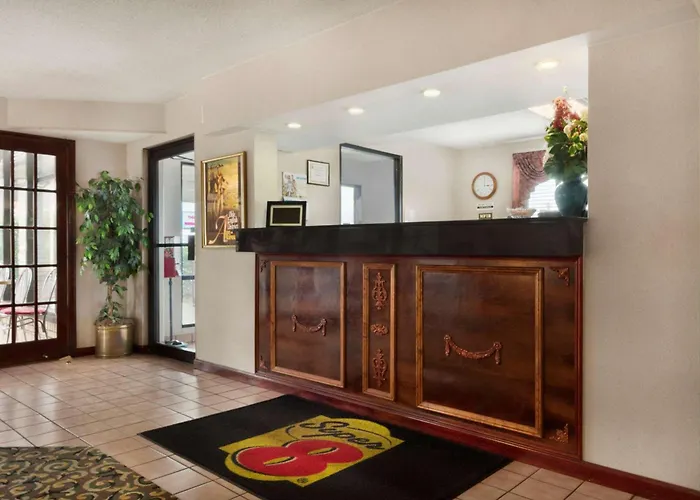 Lancaster Motels