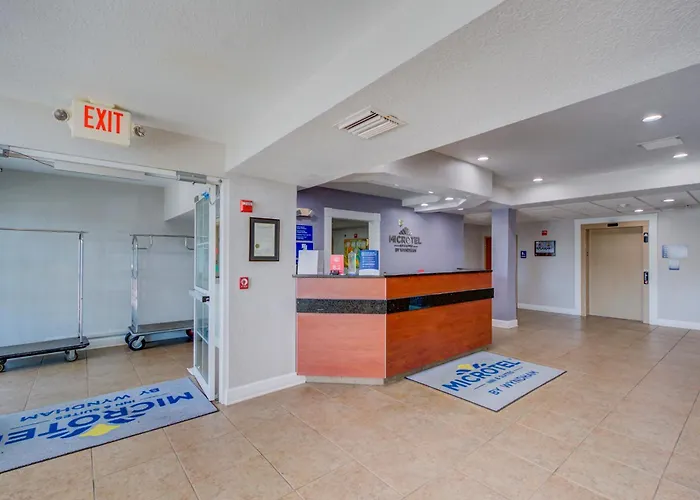 Zephyrhills Dog Friendly Hotels