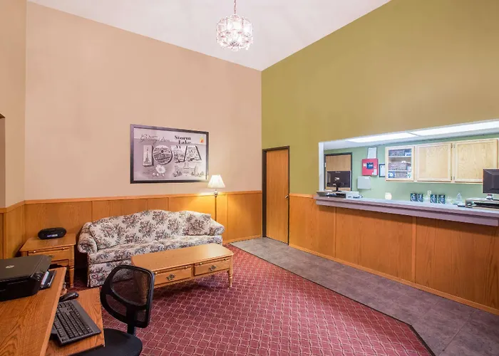 Lake View Motels