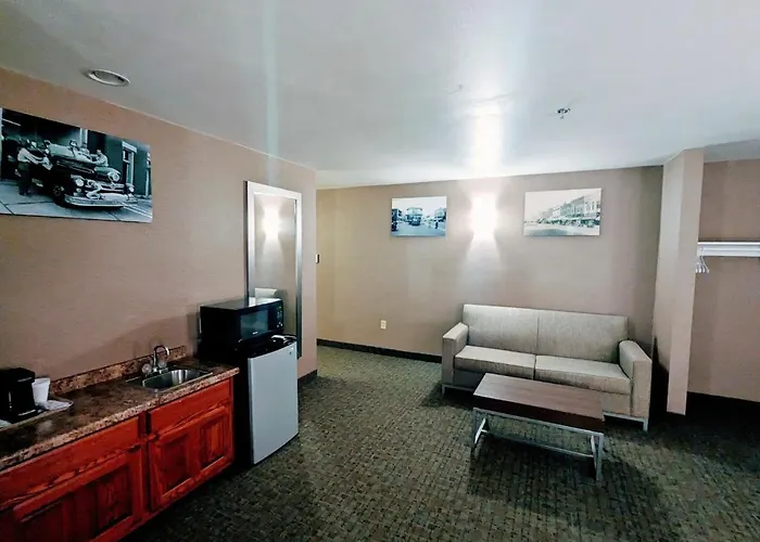 Marshfield Dog Friendly Hotels