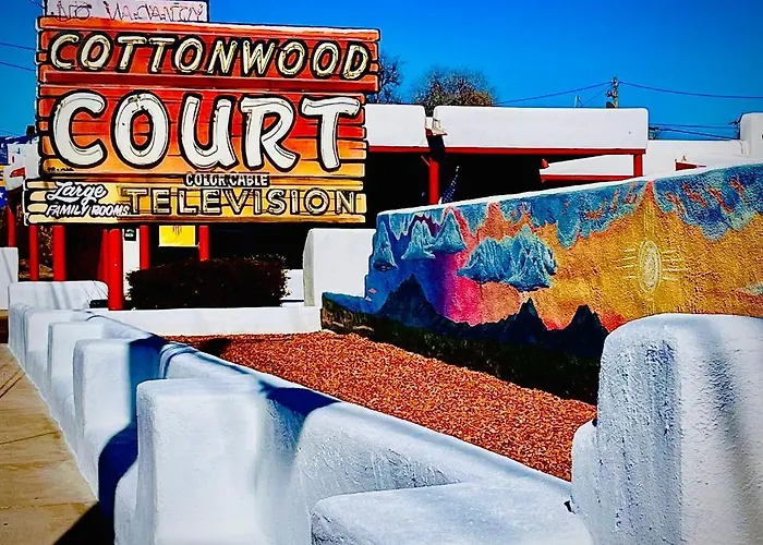 Santa Fe Motels