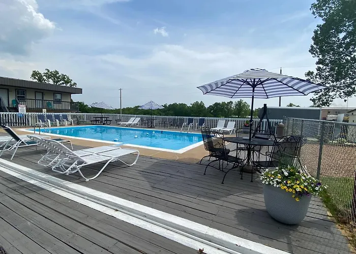 Waynesville Motels