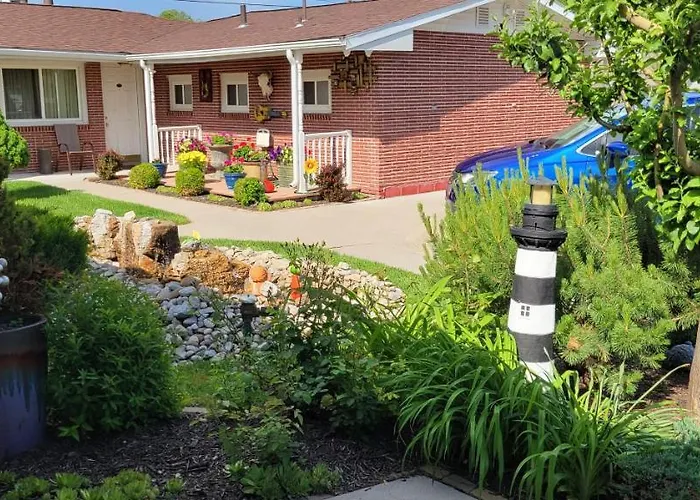 Cozad Motels
