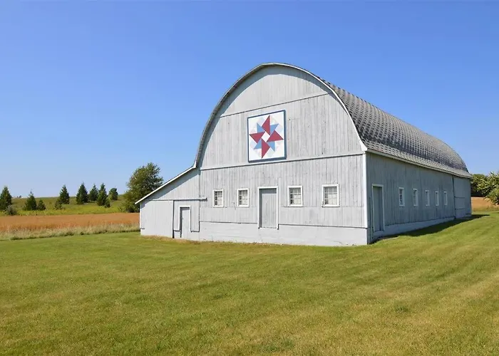 Fish Creek Dog Friendly Lodging and Hotels