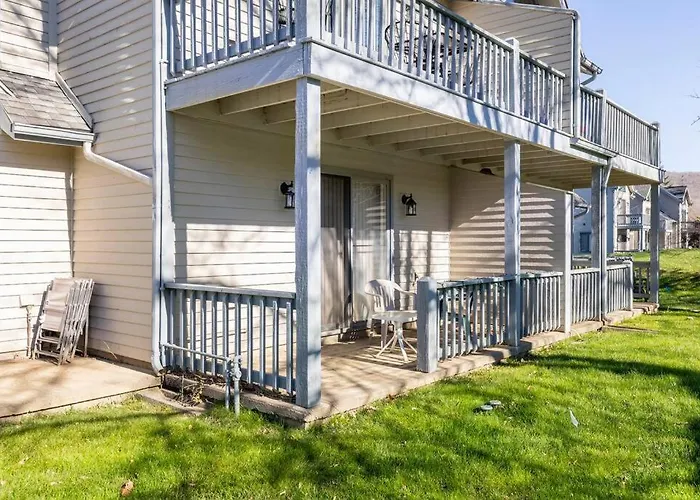 Ellicottville Dog Friendly Lodging and Hotels