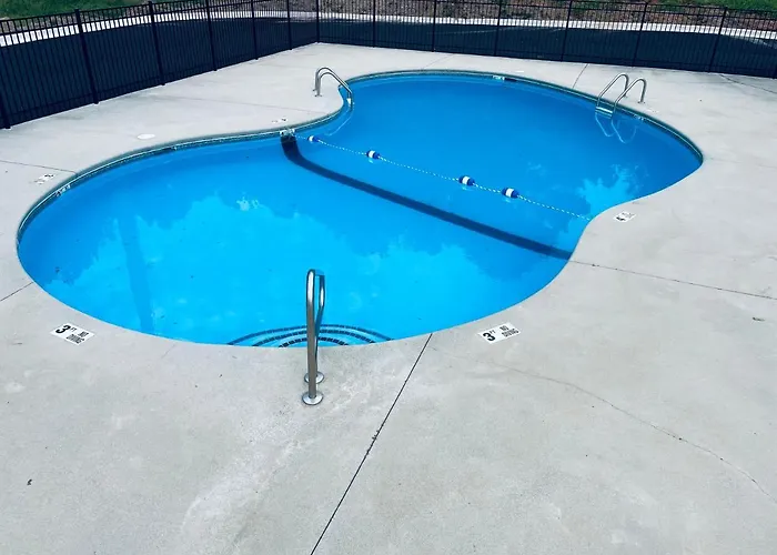 Carrollton Dog Friendly Lodging and Hotels