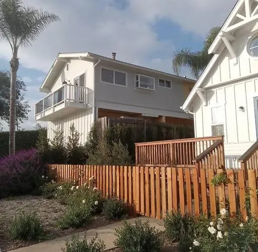 Summerland Dog Friendly Lodging and Hotels