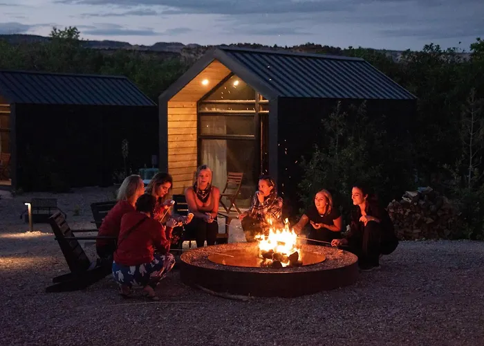 Escalante Dog Friendly Hotels