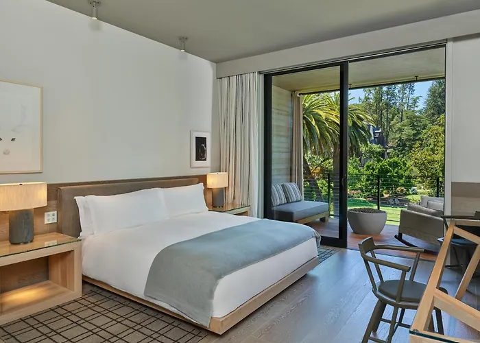 Best 6 Spa Hotels in St. Helena for a Relaxing Getaway