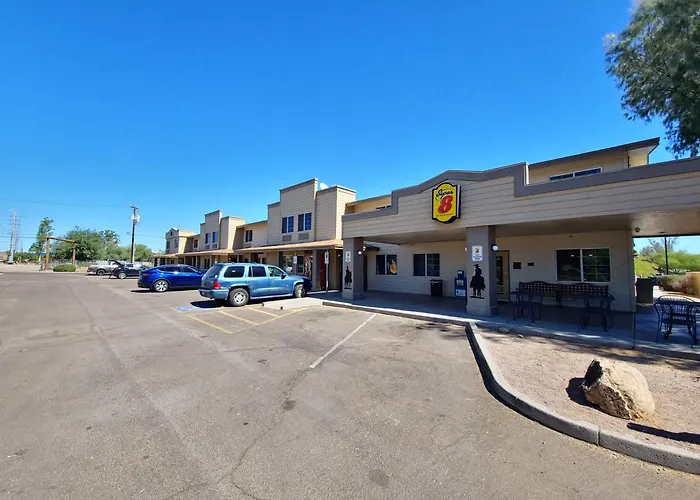 Wickenburg Dog Friendly Lodging and Hotels