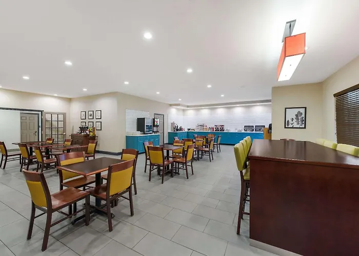 Findlay Dog Friendly Lodging and Hotels