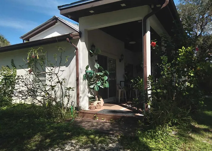 Naples Dog Friendly Lodging and Hotels