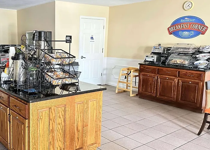 Greenwood Dog Friendly Lodging and Hotels
