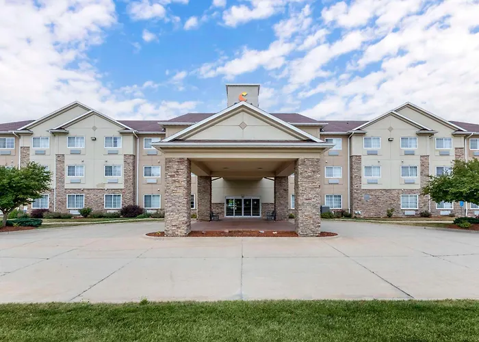 Cedar Falls Dog Friendly Hotels