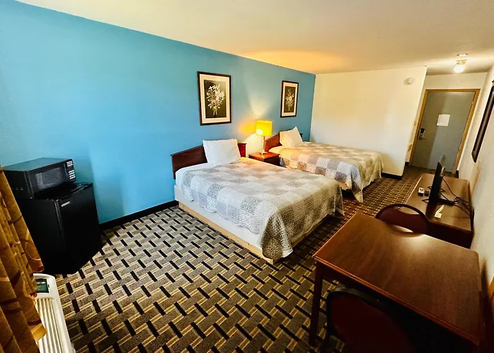 Columbus Junction Motels