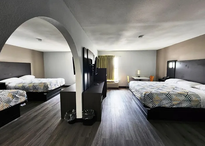 Pine Bluff Dog Friendly Lodging and Hotels