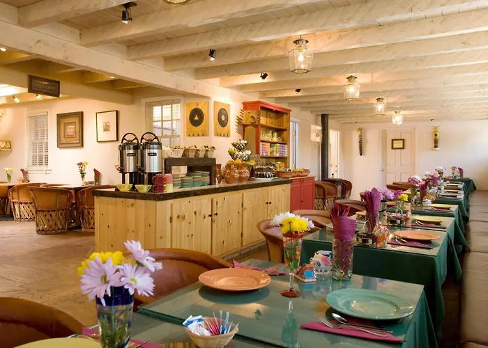 Santa Fe Dog Friendly Lodging and Hotels