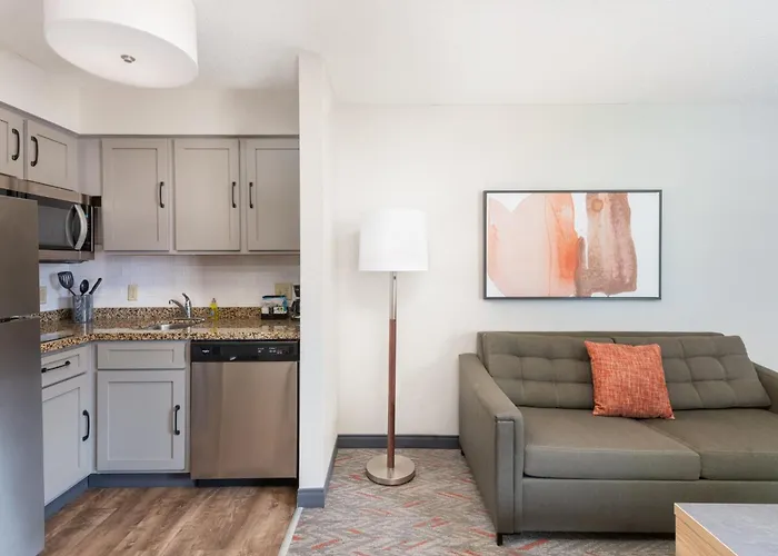 Eagan Dog Friendly Hotels