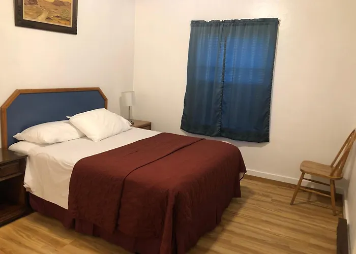 Kingston Motels