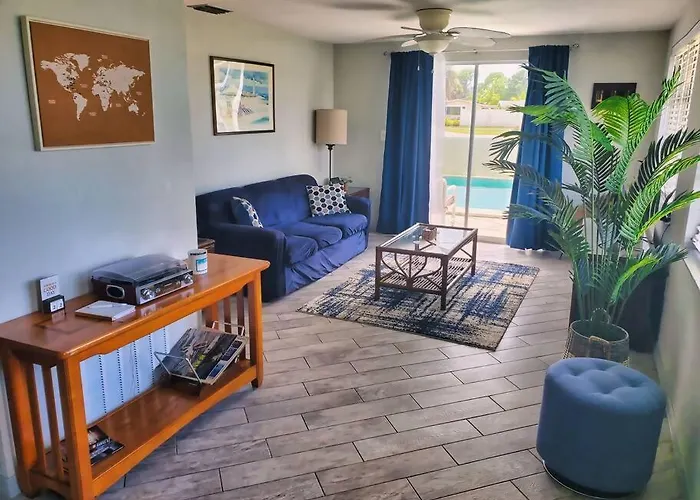 Englewood Dog Friendly Lodging and Hotels