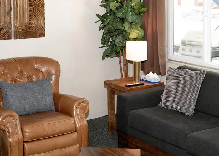 June Lake Motels